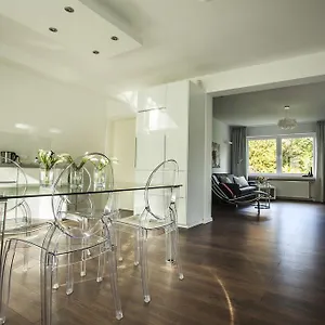Apartment Luxussuite Mit Steinway-fluegel BRE
